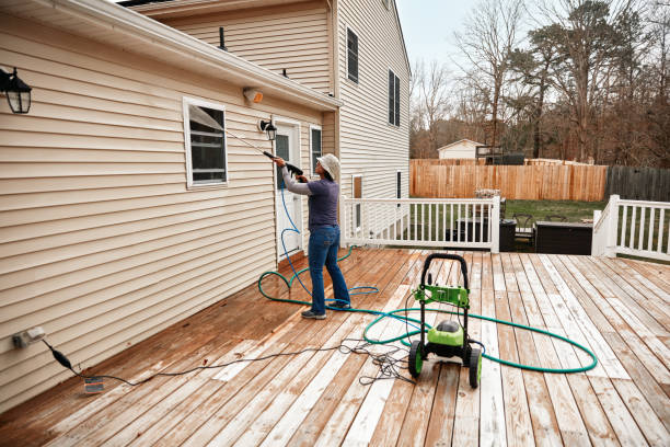Why Choose Our Certified Pressure Washing Experts for Your Project Needs in Forest City, FL?