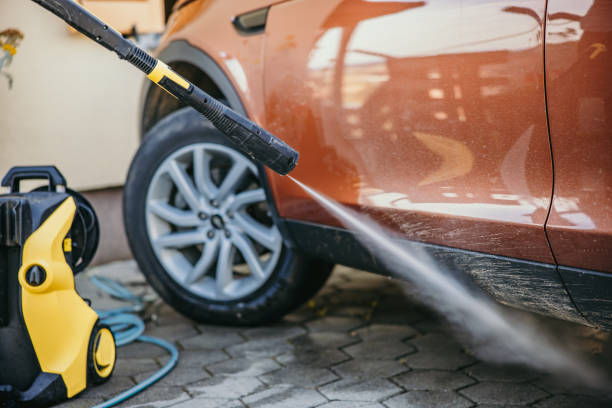 Why Choose Our Certified Pressure Washing Experts for Your Project Needs in Forest City, FL?